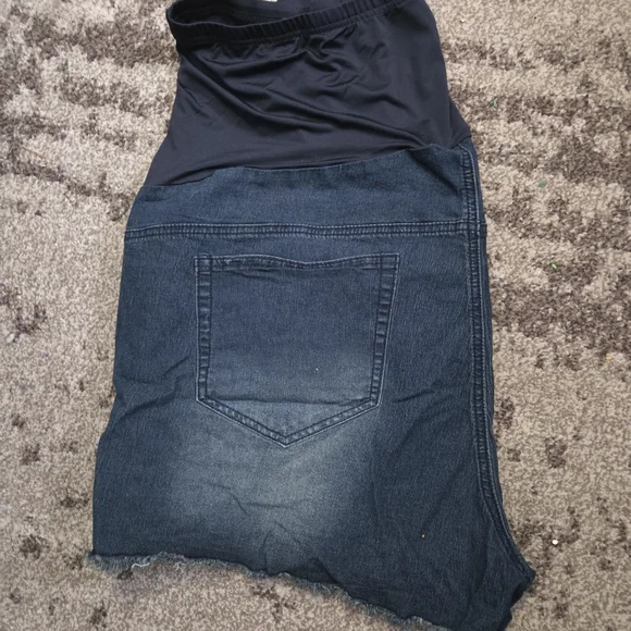 Oh! Mamma Maternity High Waist Women's Jean Shorts - Picture 3 of 3
